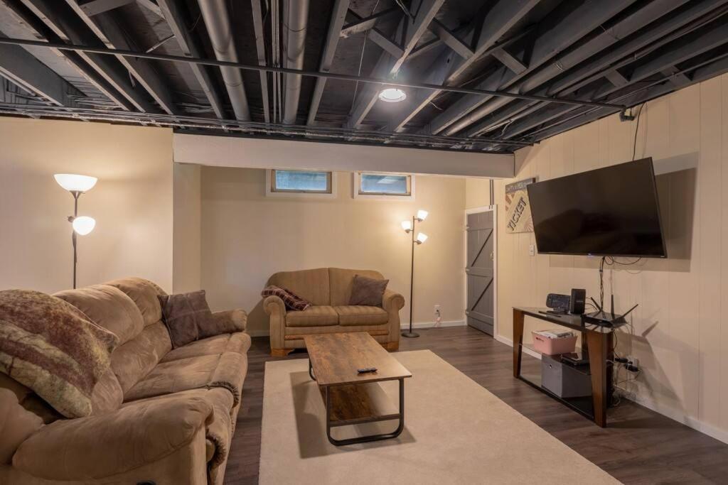 Family Home W/ 2 King, 2 Queen Beds + Game Room Bemidji Exterior foto