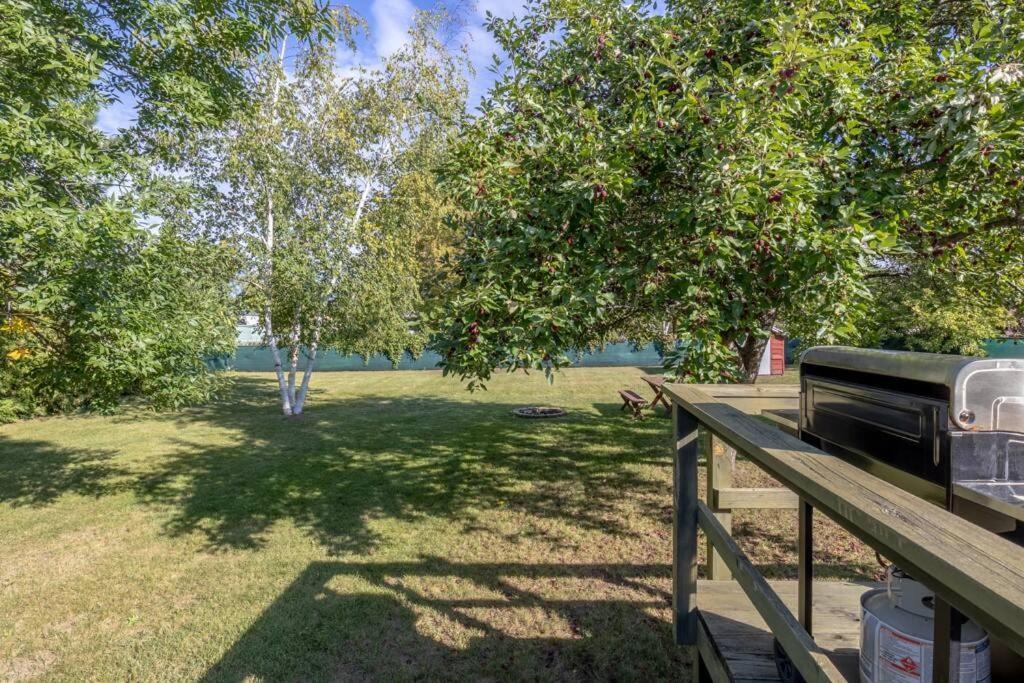 Family Home W/ 2 King, 2 Queen Beds + Game Room Bemidji Exterior foto